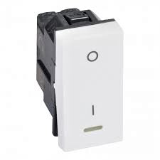 ONE-WAY SWITCH; 2P 20A; 1MODULE; ARTEOR; WHITE; WITH INDICATOR; P/N:572014; LEGRAND
